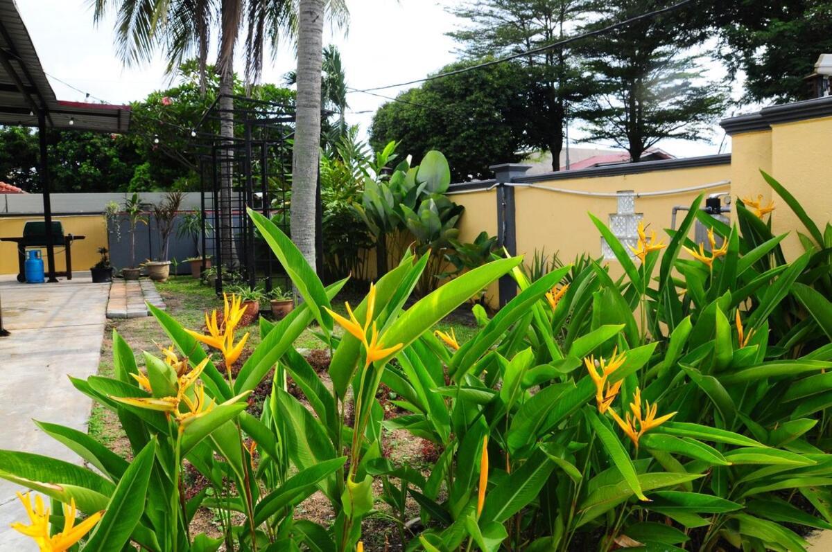 Grayhaus Spacious Bungalow & Garden Villa - Ss3 Petaling Jaya, Near Sunway - Stay Only No Events Luaran gambar